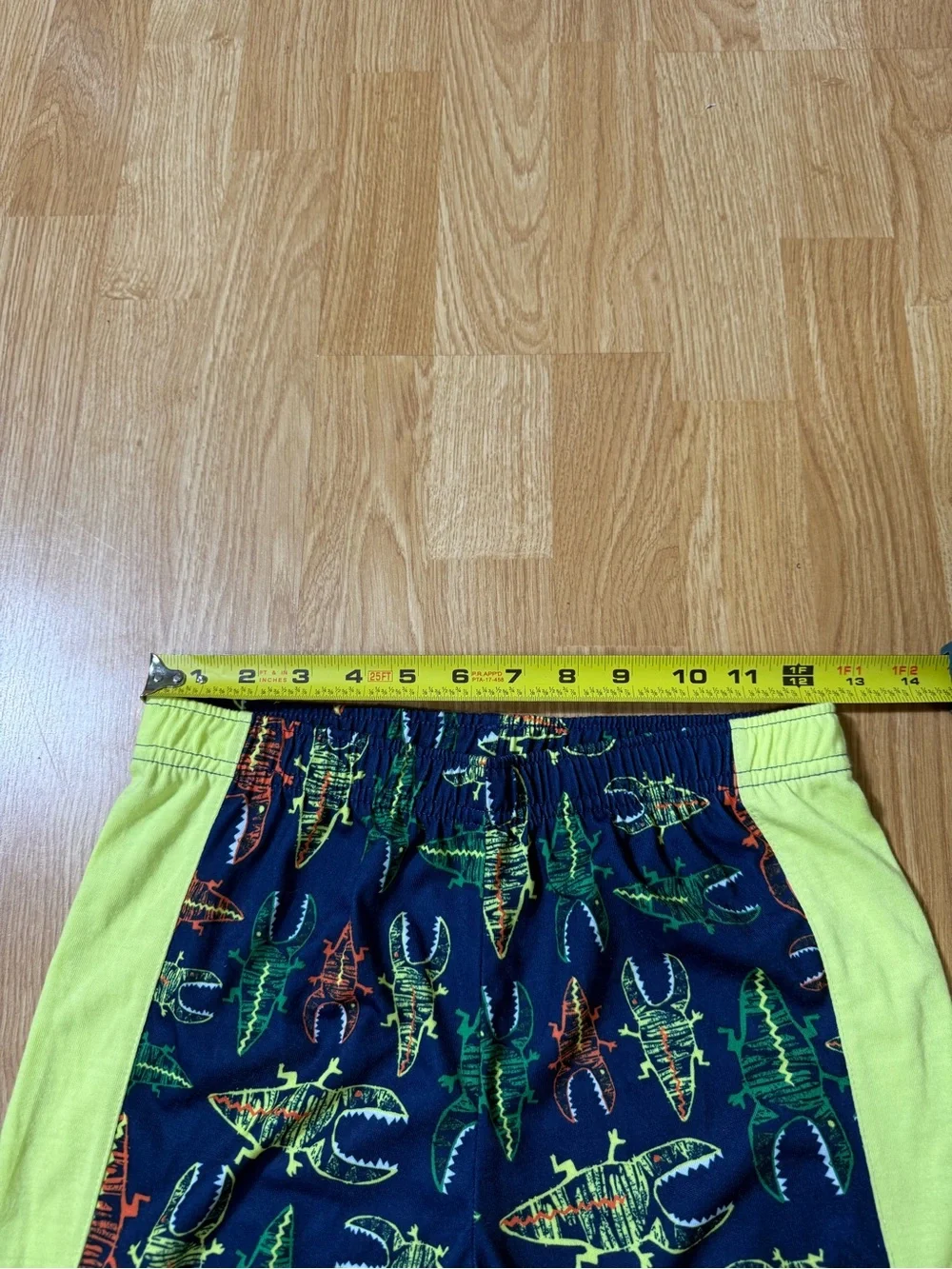 Gymboree Lime & Navy Alligator Two-Piece Pajama Set - Size L (10/12 )
